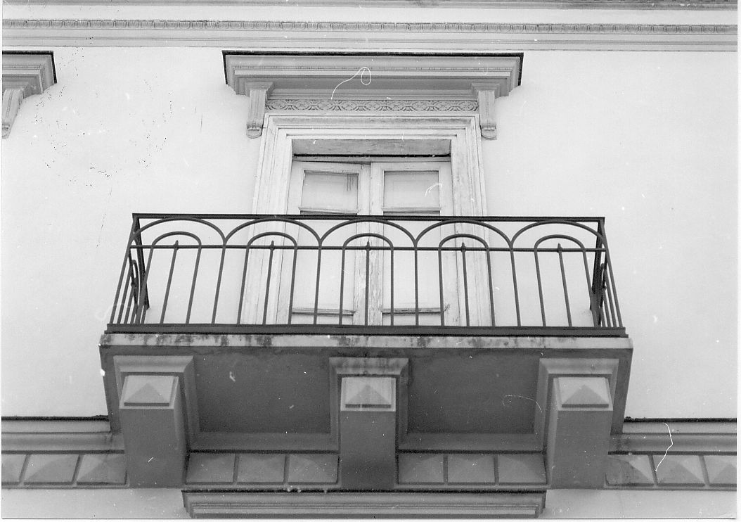 porta finestra, serie - bottega Italia centrale (secc. XIX/ XX)