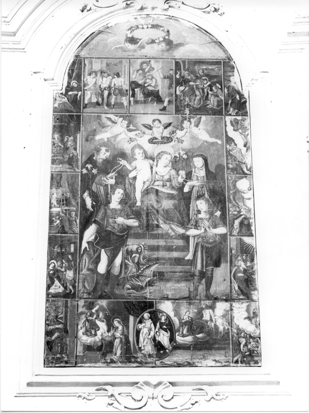 Madonna del Rosario tra San Domenico Santa Caterina S. Giorgio e San Felice (dipinto, opera isolata) - bottega Italia centrale (sec. XVI)