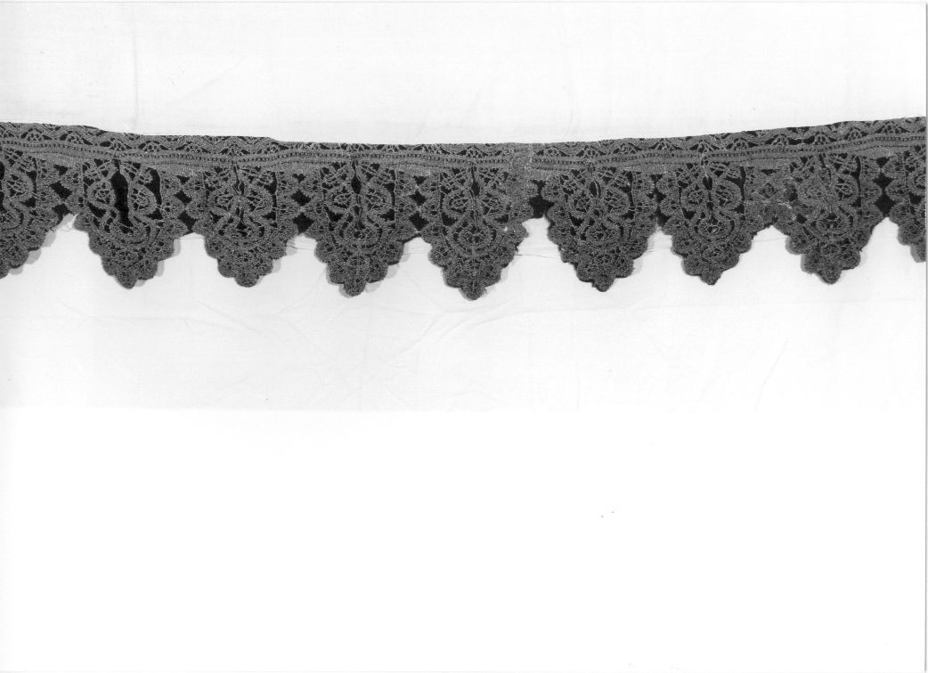 merletto, opera isolata - manifattura italiana (prima metà sec. XVII)