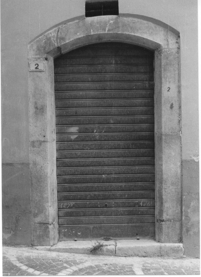 portale, serie - bottega Italia centrale (sec. XX)