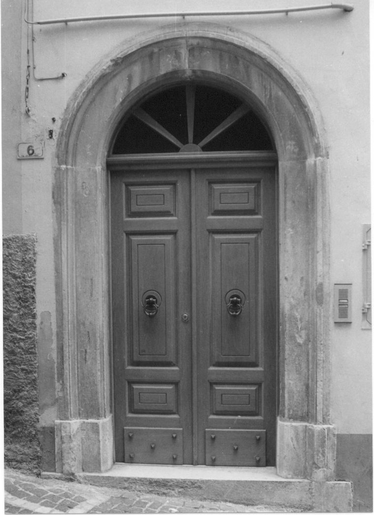 motivi decorativi architettonici (portale, elemento d'insieme) - bottega Italia centrale (sec. XIX)