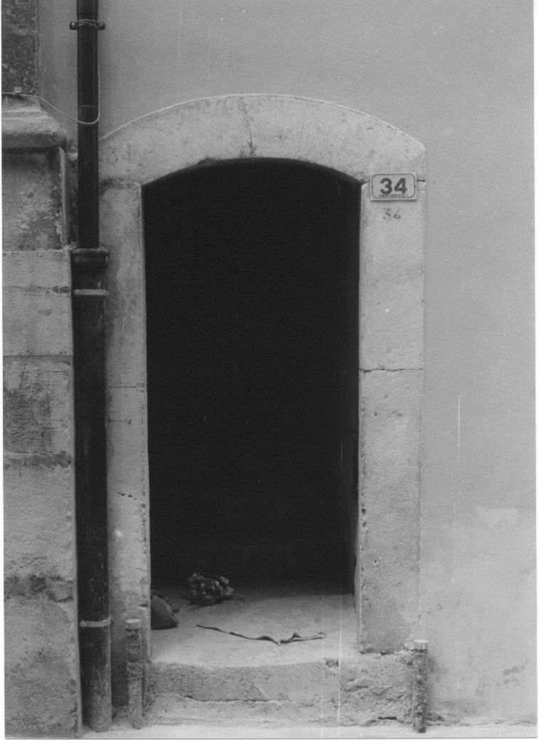 portale, elemento d'insieme - bottega Italia centrale (sec. XIX)