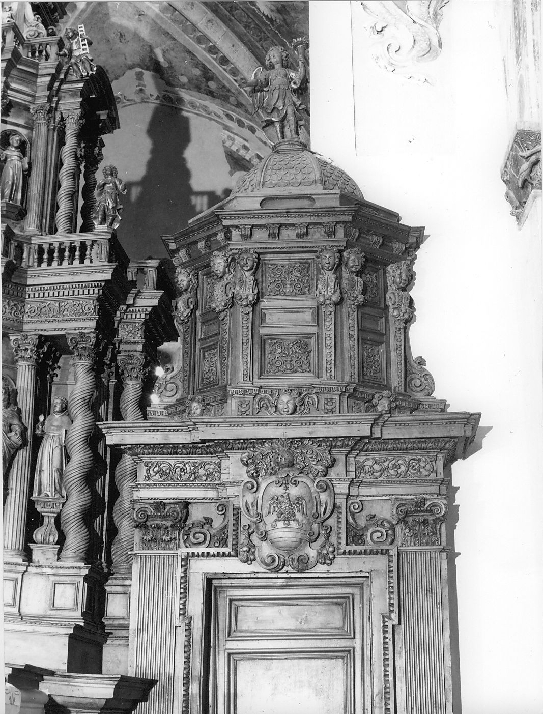 altare maggiore - ambito abruzzese (ultimo quarto sec. XVII)