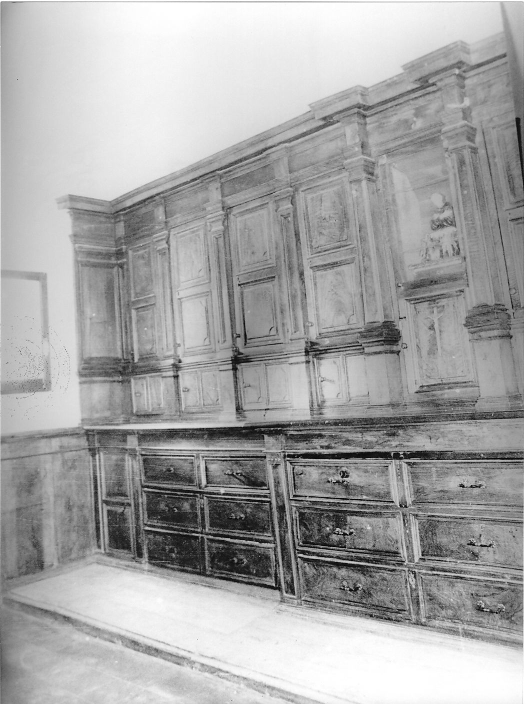 bancone - produzione abruzzese (sec. XVII)