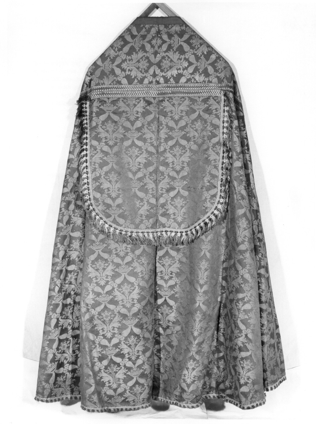 piviale, opera isolata - manifattura italiana (fine/inizio secc. XVI/ XVII)