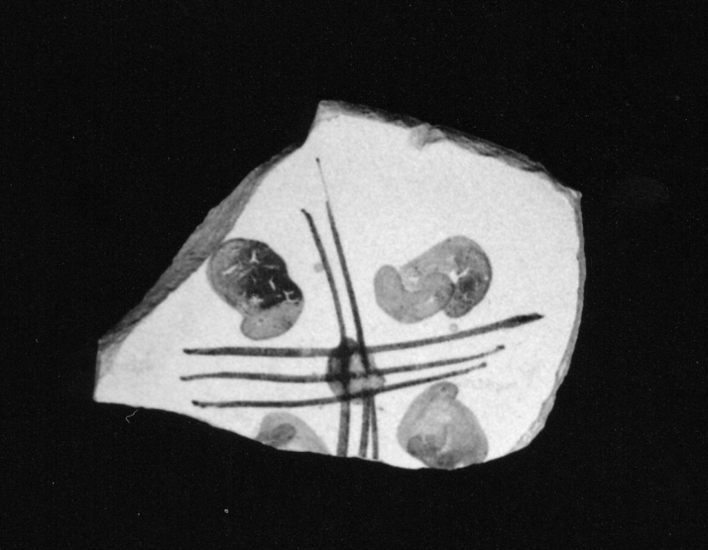 Motivo decorativo (fondo di forma aperta, frammento) - manifattura abruzzese (prima metà sec. XVIII)