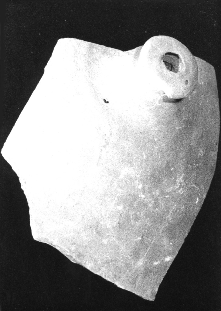 coperchio con presa, frammento - manifattura abruzzese (fine/inizio secc. XVIII/ XIX)