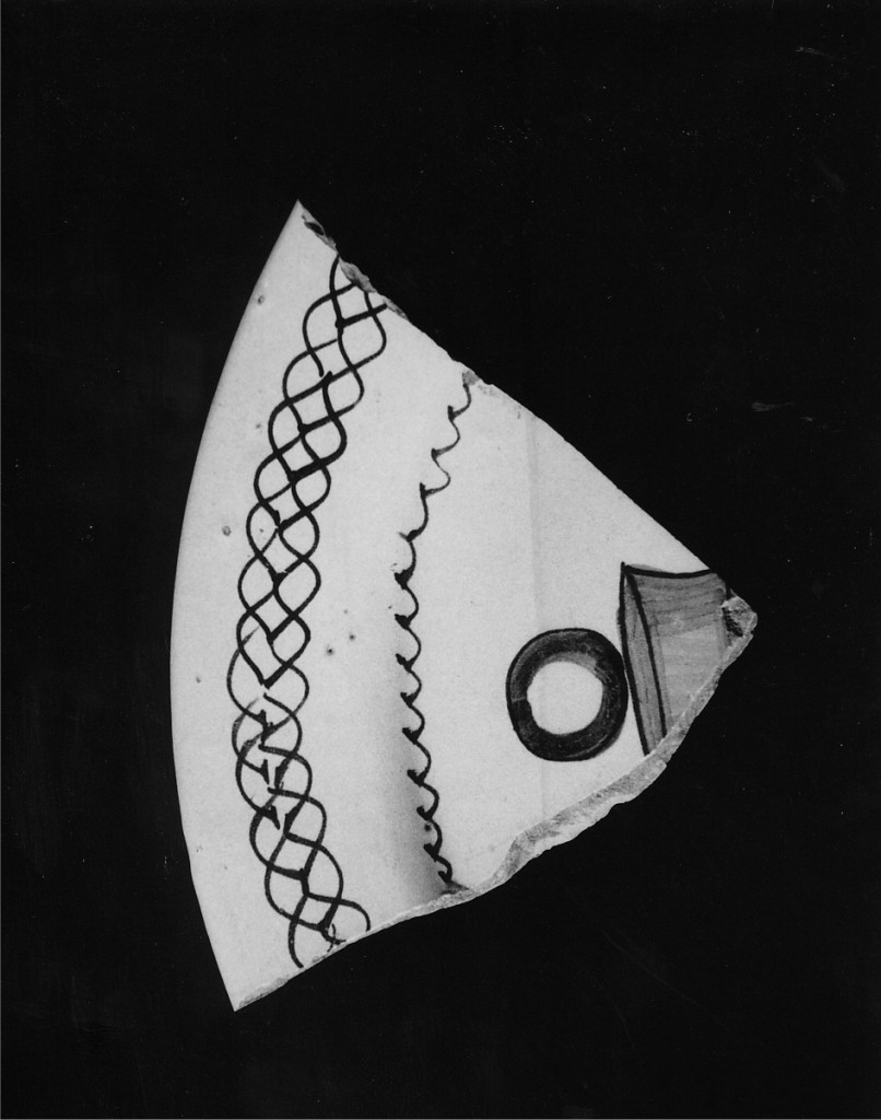 Motivo decorativo (tesa di piatto, frammento) - manifattura abruzzese (fine/inizio secc. XVIII/ XIX)