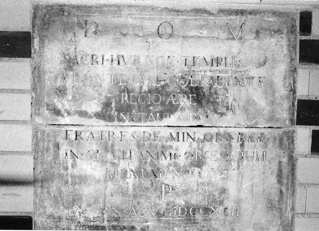 lapide celebrativa - ambito Italia centrale (sec. XVIII)