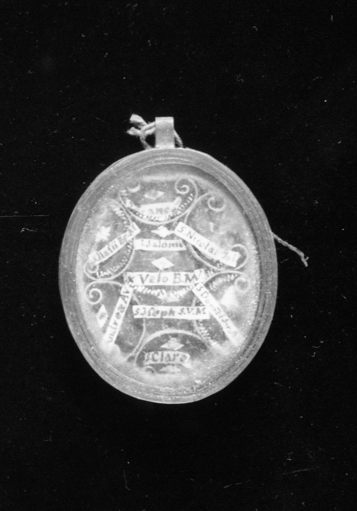 reliquiario a capsula - a pendente - produzione Italia centro-meridionale (sec. XVIII)