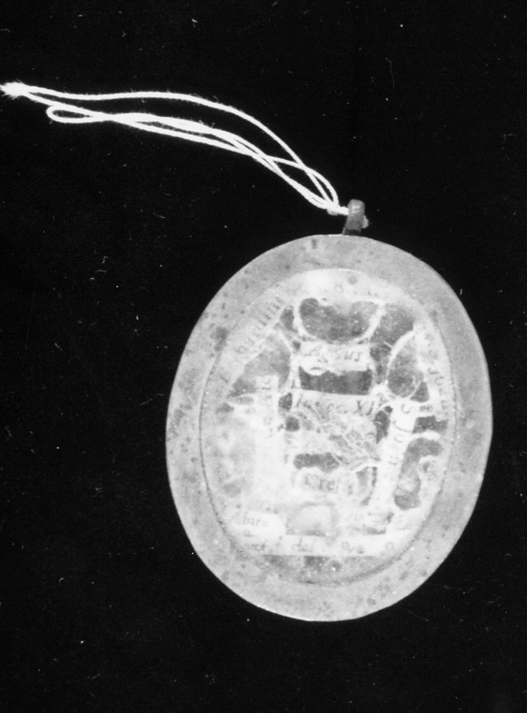 reliquiario a capsula - a pendente - produzione Italia centro-meridionale (secc. XVII/ XVIII)