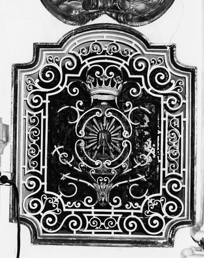 grata, serie - produzione abruzzese (prima metà sec. XVIII)