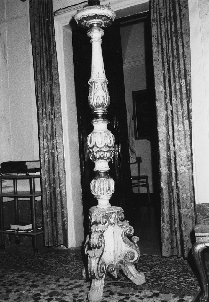 candelabro per il cero pasquale, serie - produzione abruzzese (fine sec. XVIII)