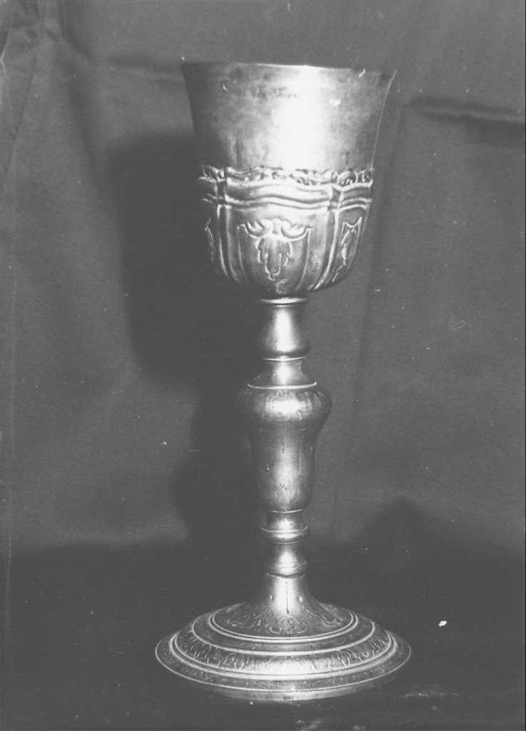 Motivi decorativi vegetali stilizzati (calice) - ambito Italia centrale (prima metà sec. XX)