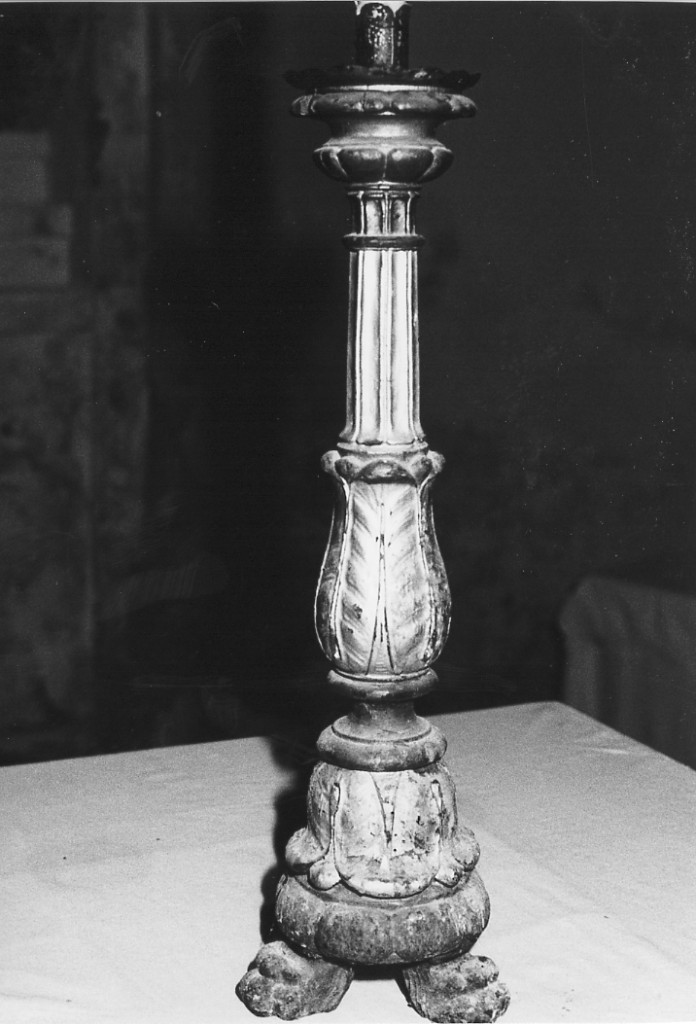 Motivi decorativi vegetali (candeliere, serie) - produzione abruzzese (sec. XIX)