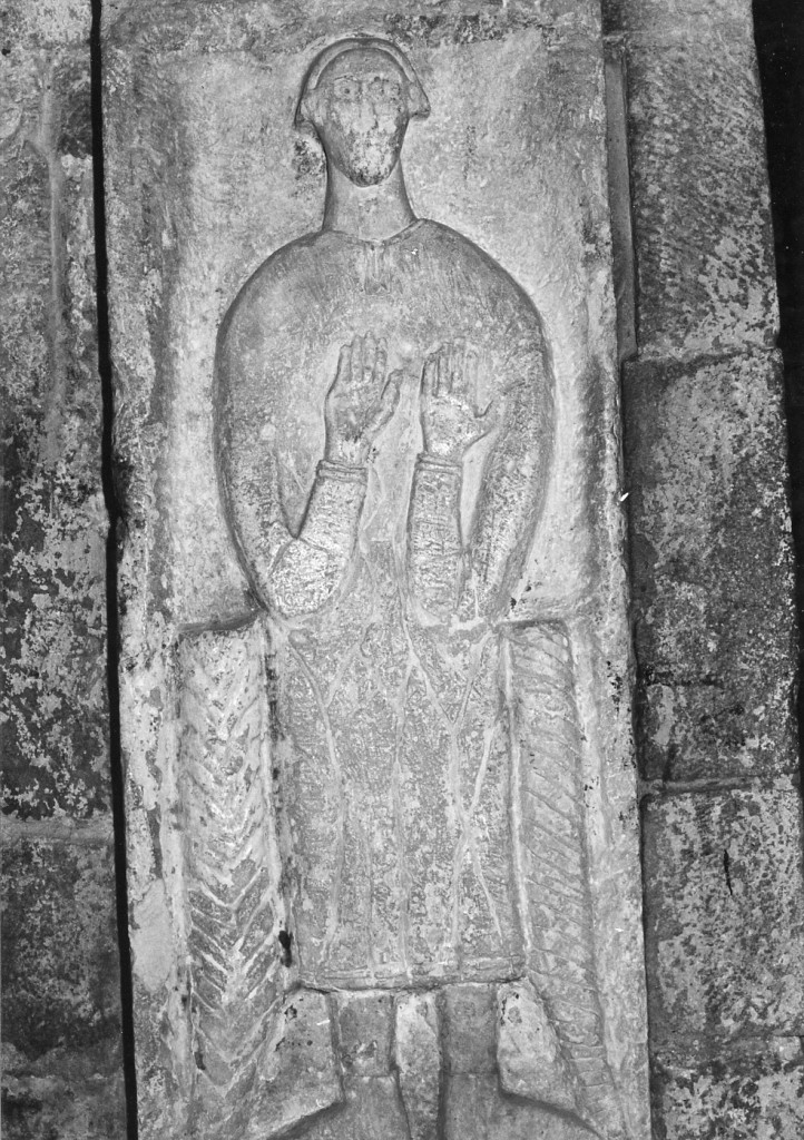 Figura maschile (rilievo) - ambito abruzzese (sec. XII)