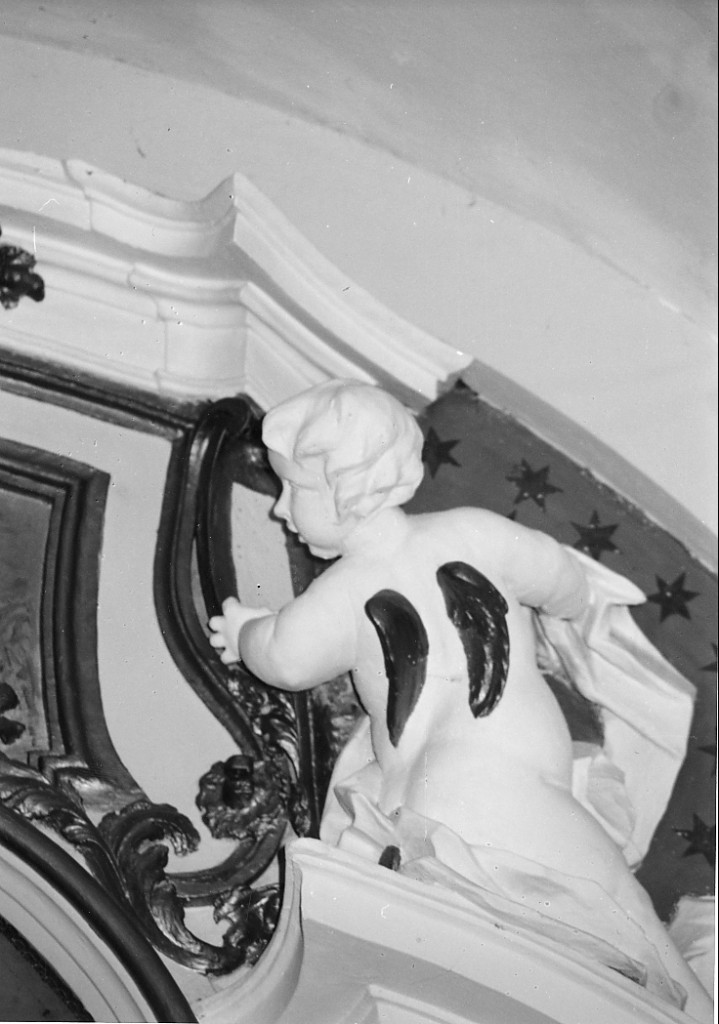 Angelo reggitarga (scultura, serie) - ambito Italia centrale (sec. XVIII)