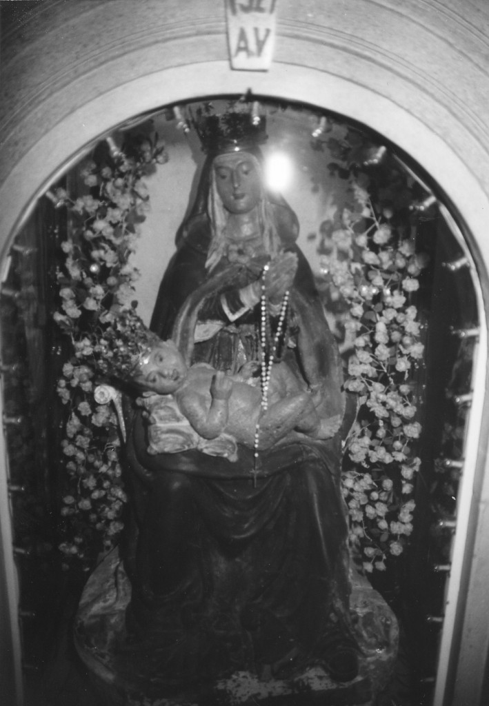 Madonna con Bambino (statua) - ambito Italia centrale (sec. XVI)