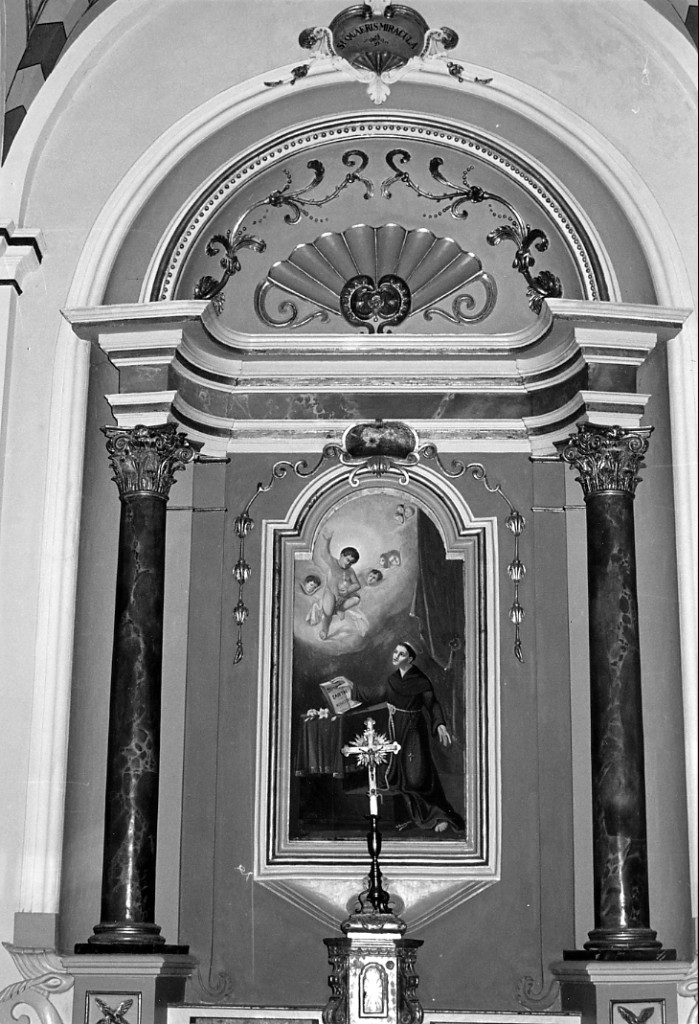 Motivi decorativi vegetali (decorazione plastica) - produzione abruzzese (sec. XIX)