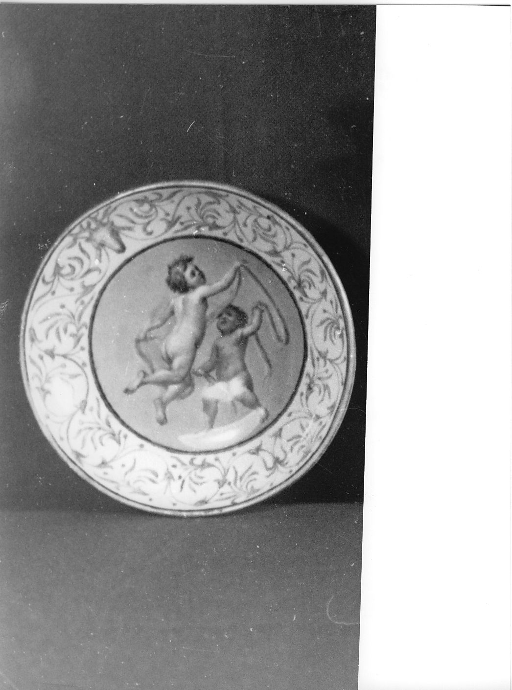 angeli (piattino, coppia) di Grue Carlo Antonio (bottega) (metà sec. XVIII)