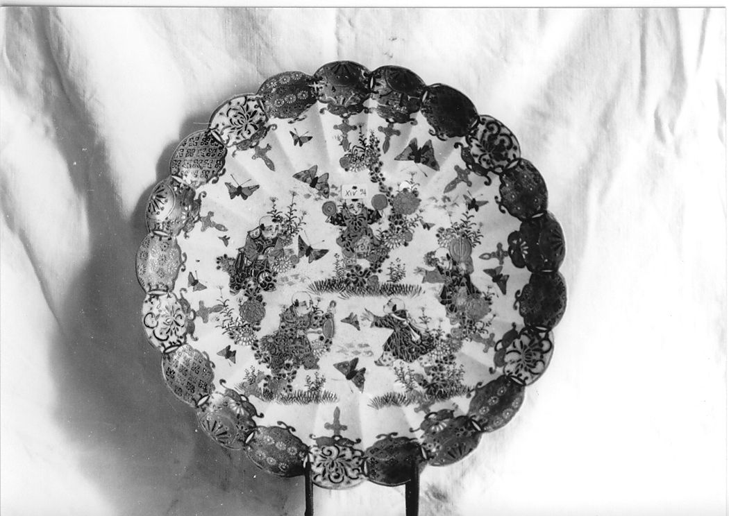 musici (piatto) - manifattura cinese (metà sec. XIX)