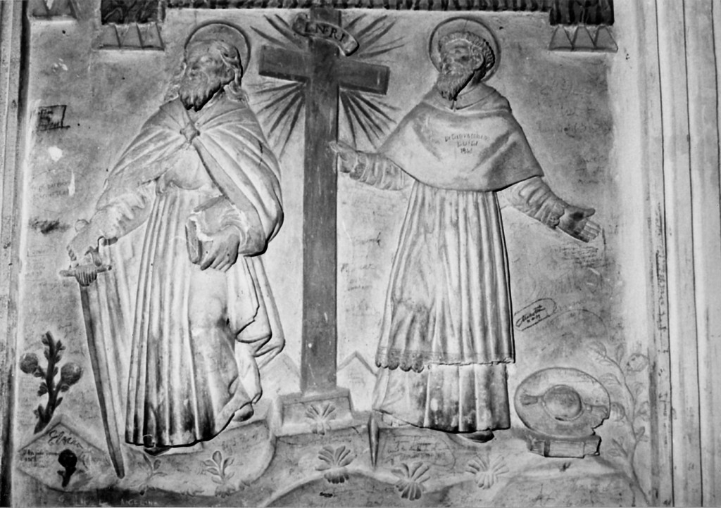 croce con San Paolo e San Girolamo (rilievo) di Perada D (attribuito) (sec. XVII)