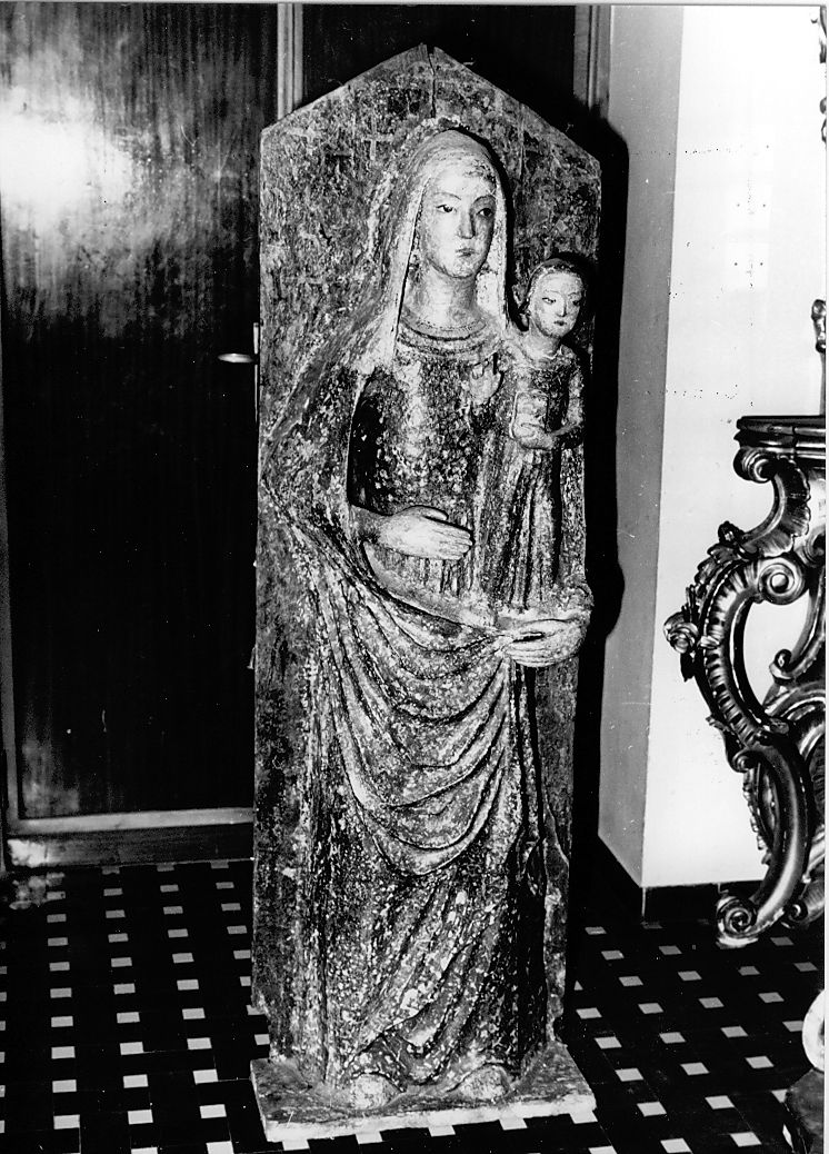 Madonna con Bambino (scultura) - ambito italiano (secc. XIV/ XV)