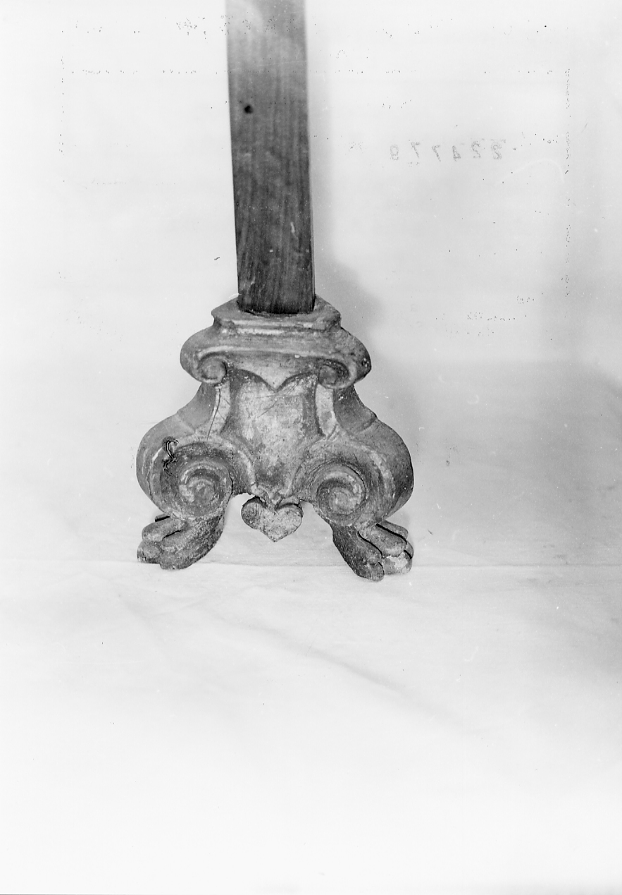 base per croce d'altare, opera isolata - bottega abruzzese (sec. XVIII)
