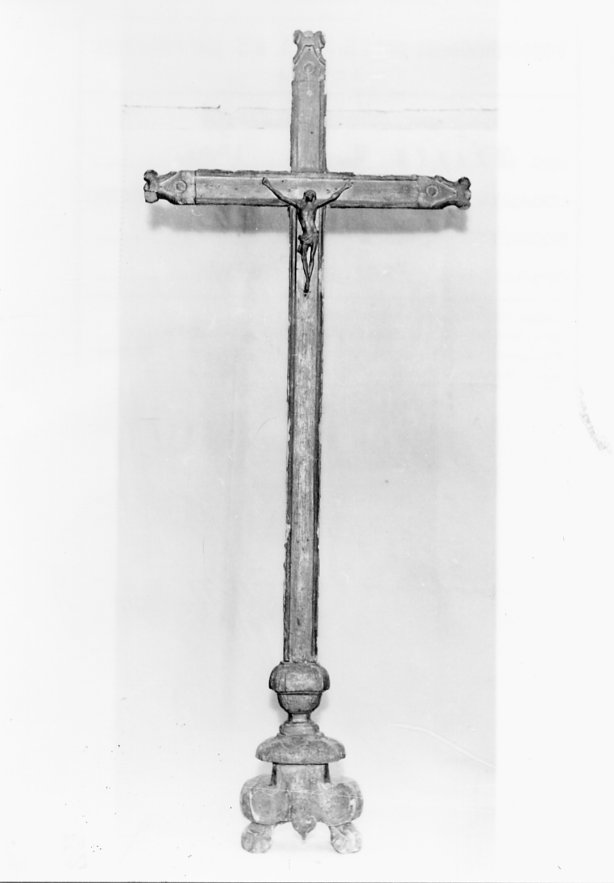 croce d'altare, opera isolata - bottega abruzzese (sec. XVIII)