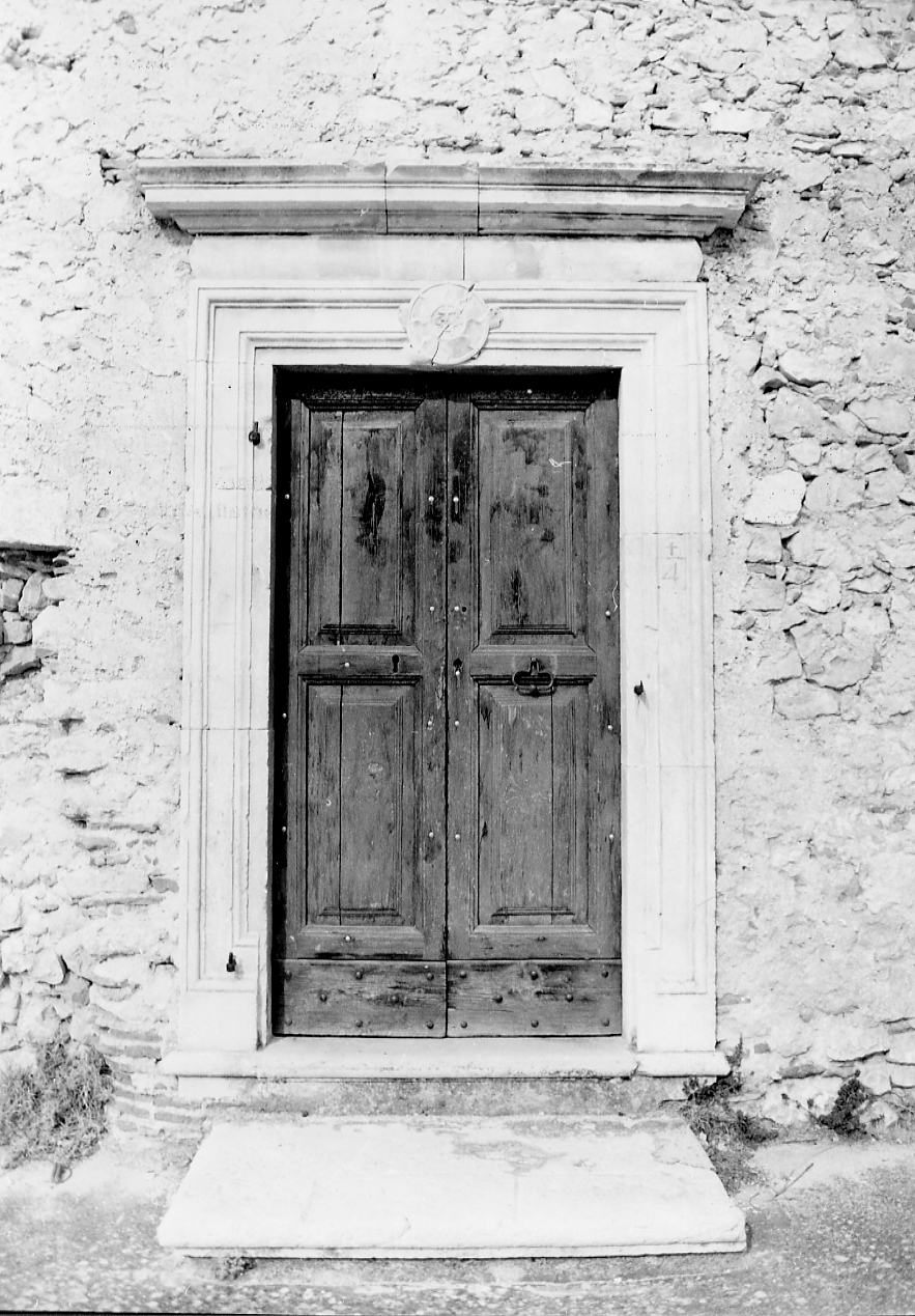 portale, opera isolata - bottega abruzzese (sec. XVI)