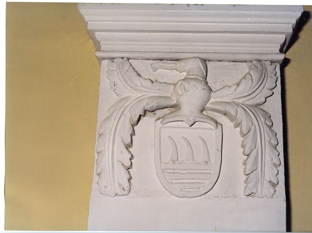 stemma della famiglia Maldenti (rilievo) - ambito Italia centrale (sec. XVIII)