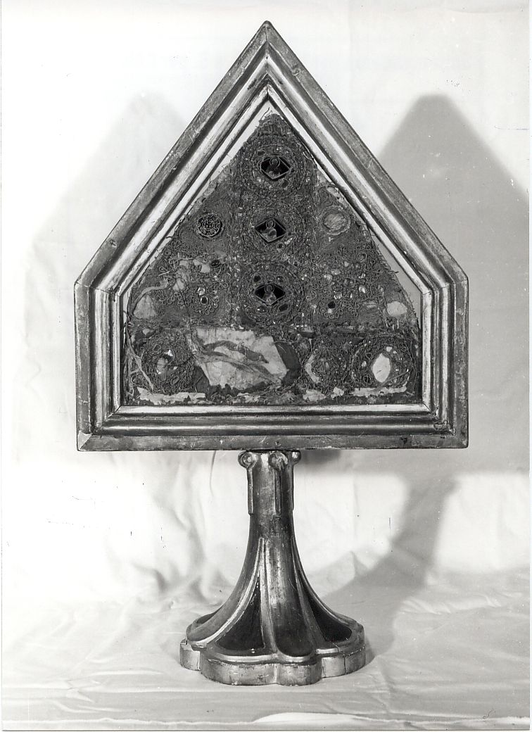 mitria, opera isolata - manifattura italiana (seconda metà sec. XI)