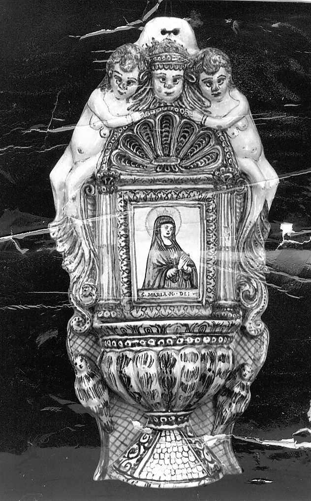 Madonna (acquasantiera da parete) - manifattura Italia centrale (seconda metà sec. XVII)