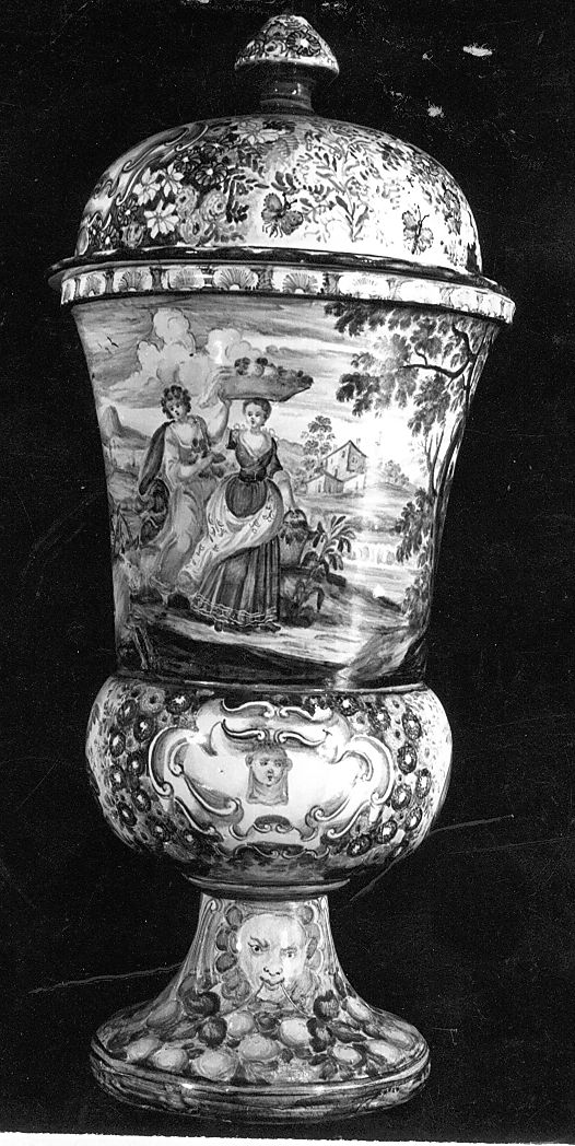 trionfo di Bacco (vaso da farmacia, elemento d'insieme) di Grue Liborio (attribuito), Grue Francesco Saverio di Giovanni (attribuito) (sec. XVIII)