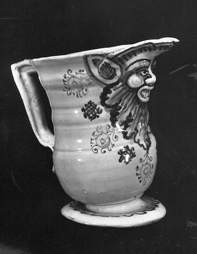 mascherone (brocca) - manifattura Italia centrale (fine/inizio secc. XVII/ XVIII)