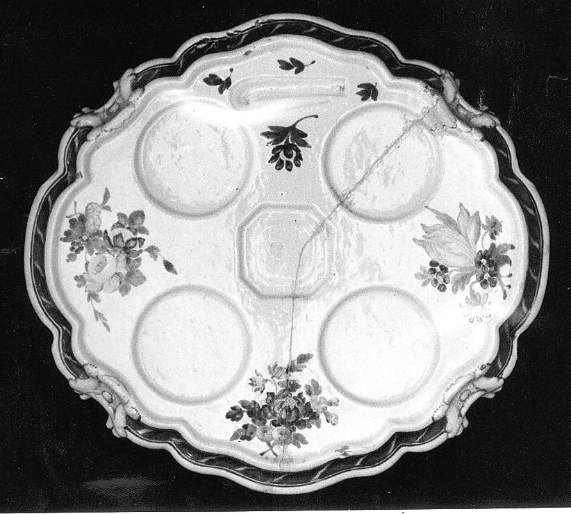motivi decorativi floreali (centrotavola) di Grue Francesco Saverio Maria (attribuito) (fine sec. XVIII)