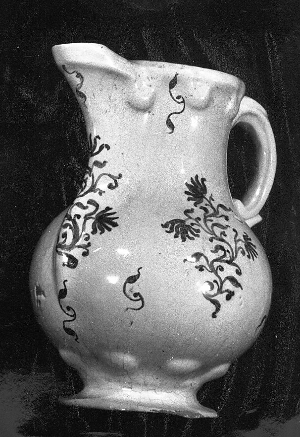 motivi decorativi floreali (bricco) di Fuina Gesualdo (attribuito) (sec. XVIII)