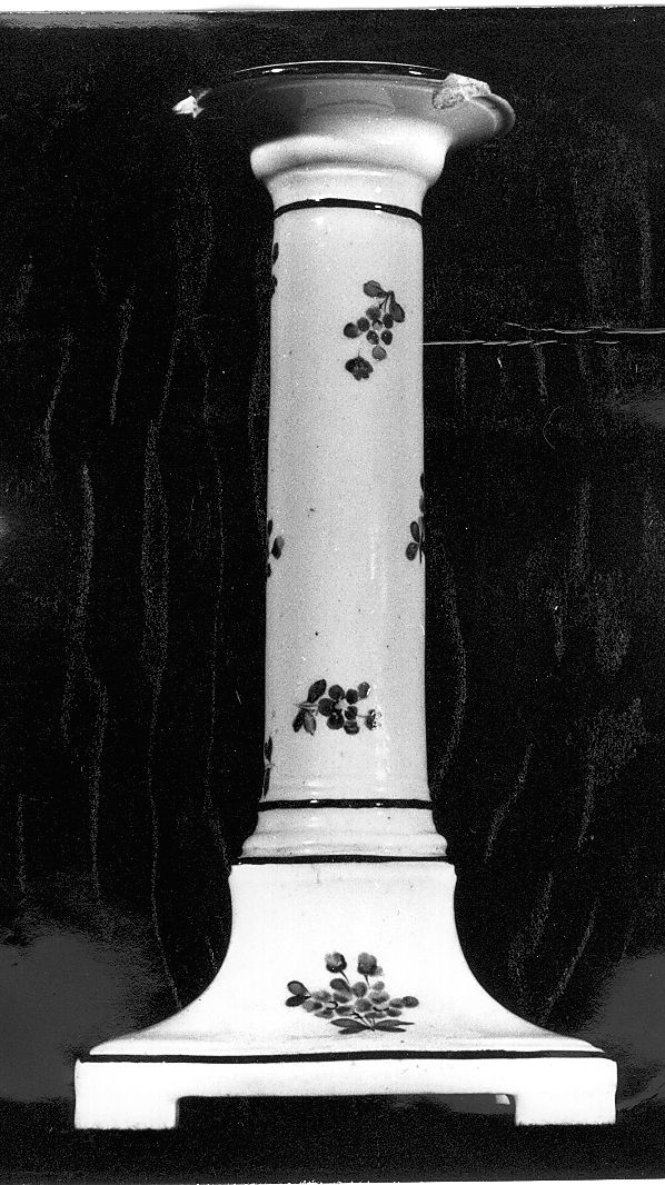 motivi decorativi floreali (portacandele) di Fuina Gesualdo (attribuito) (fine/inizio secc. XVIII/ XIX)