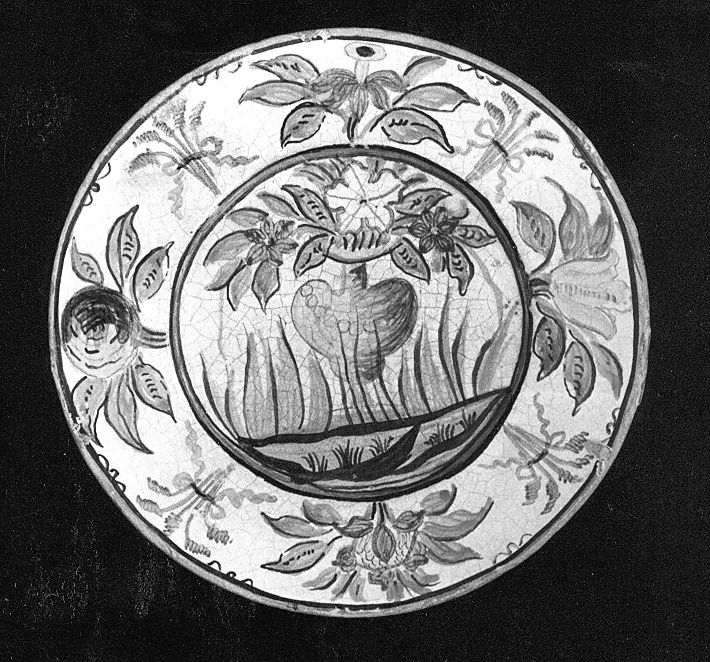 motivi decorativi floreali (piattello) - manifattura Italia centrale (sec. XVIII)
