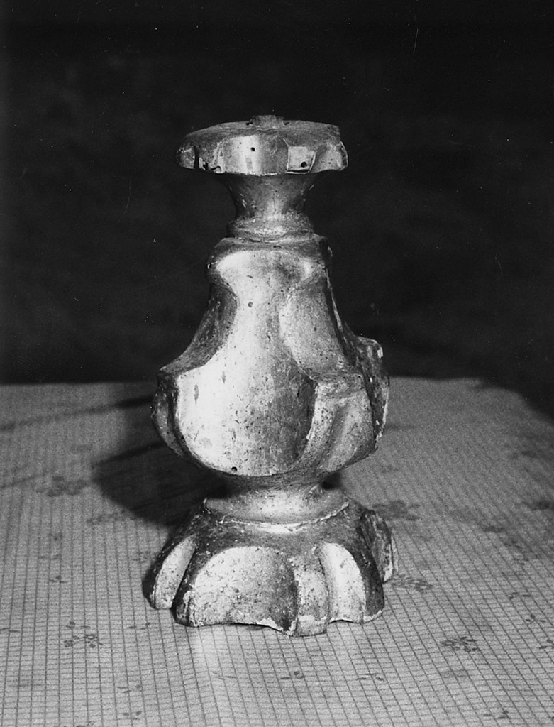 candelabro, serie - ambito abruzzese (seconda metà sec. XVIII)