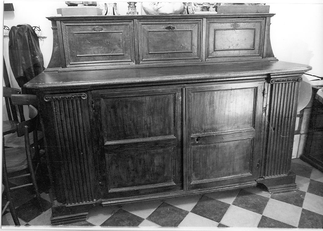 credenza - ambito Italia centrale (sec. I)