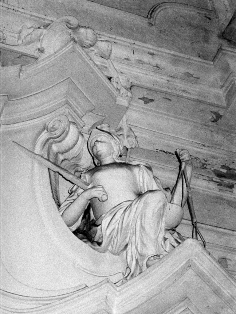 allegoria della Giustizia (scultura) di Gianni G (cerchia) (sec. XVIII)