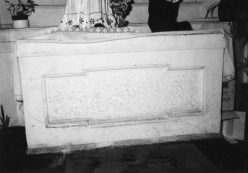 altare - a blocco di Gianni G (cerchia) (sec. XVIII)