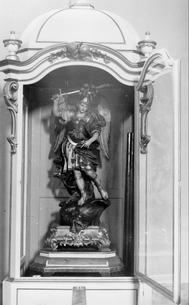 San Michele Arcangelo (scultura) di Colombo Giacomo (attribuito) (sec. XVIII)