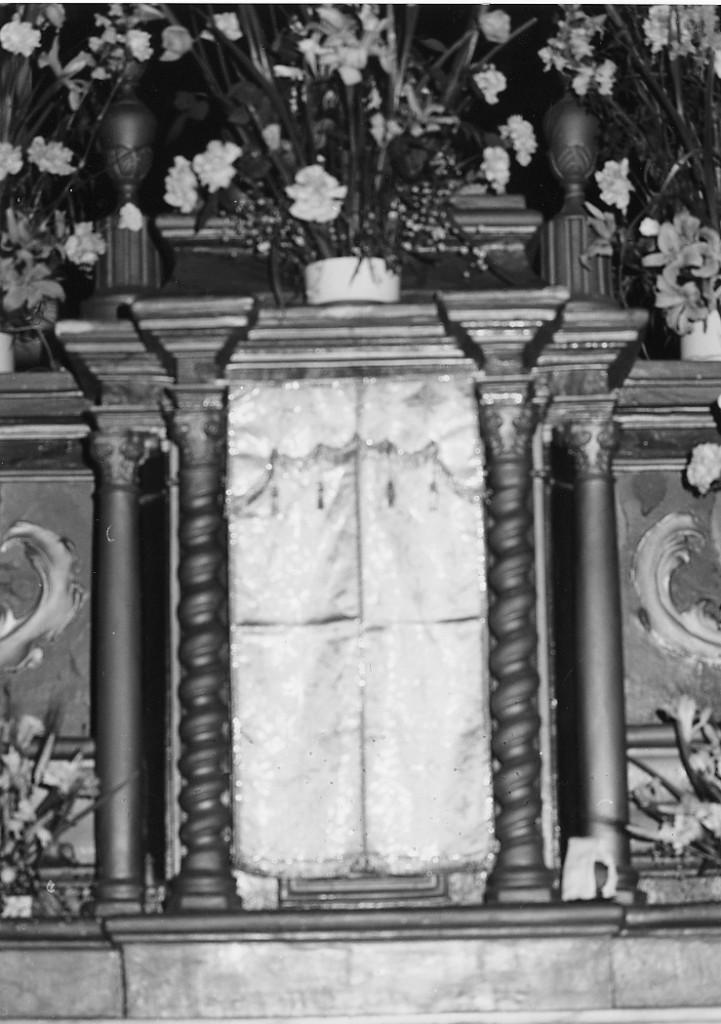 tabernacolo - a frontale architettonico - produzione abruzzese (sec. XVIII)