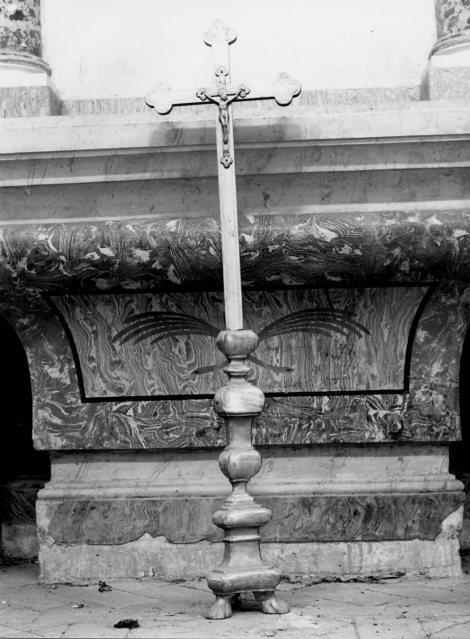 croce d'altare, opera isolata - bottega Italia centrale (sec. XIX)