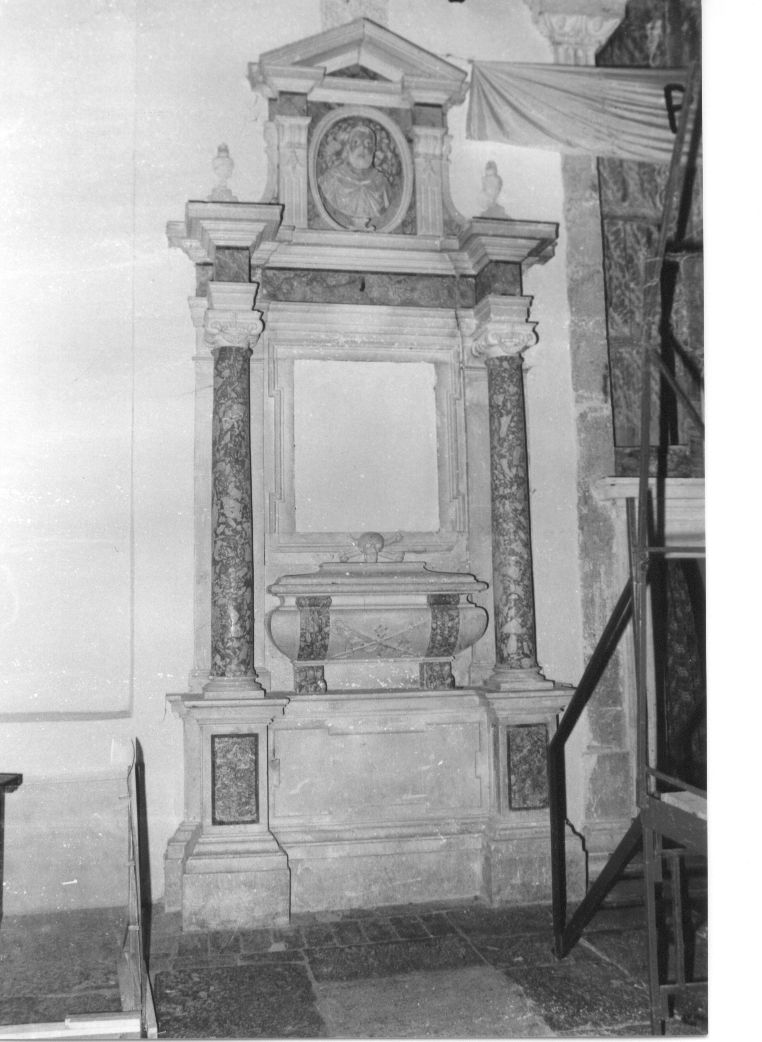 monumento funebre, opera isolata - bottega Italia centrale (sec. XVII)