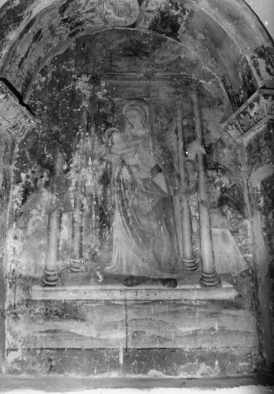 Madonna con Bambino e angeli, Madonna con Bambino e angeli (dipinto, opera isolata) - ambito Italia centrale (sec. XVI)