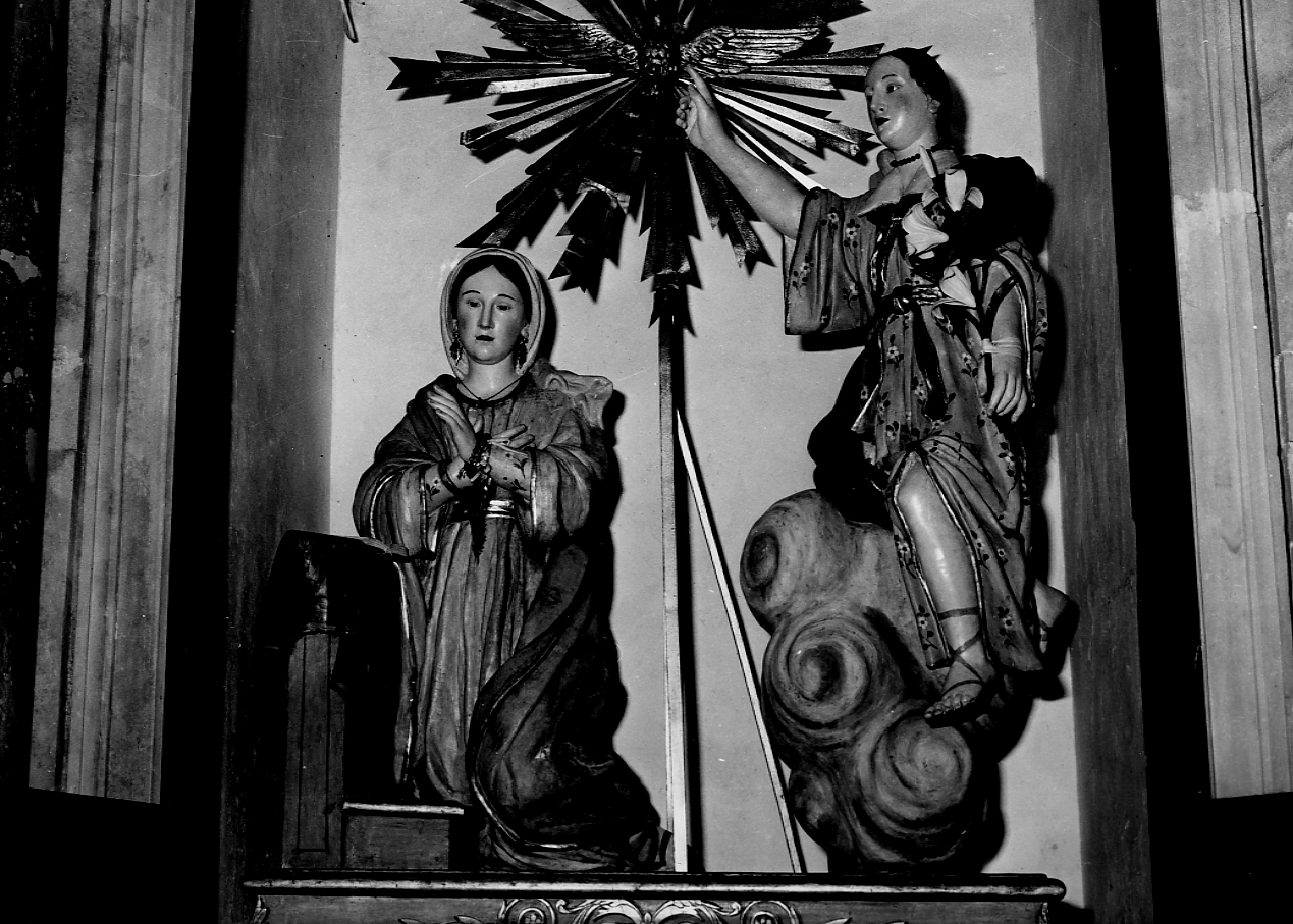 Annunciazione, Annunciazione (gruppo scultoreo, opera isolata) - bottega Italia centrale (sec. XIX)
