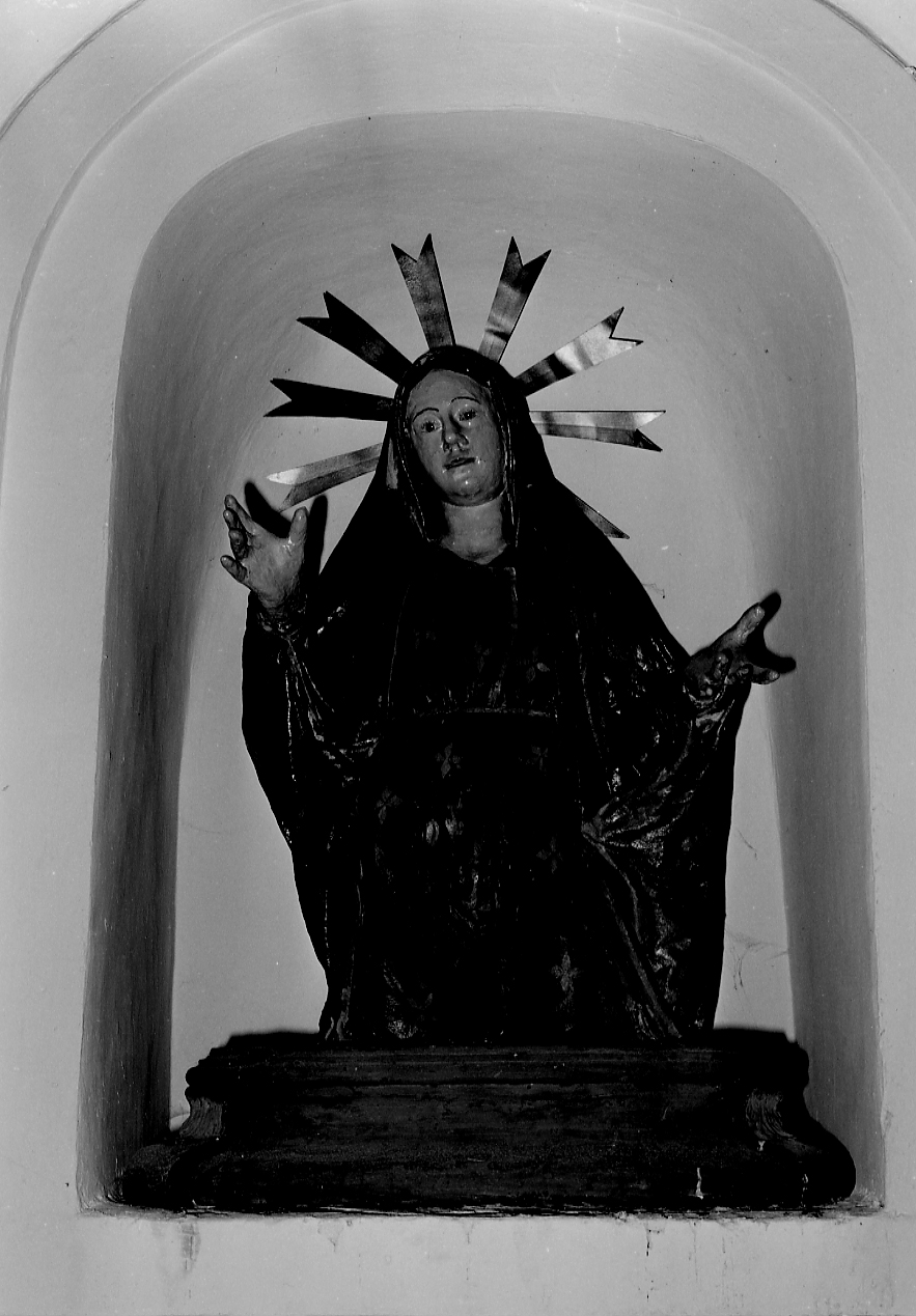 Madonna, Madonna (statua, opera isolata) - bottega Italia centrale (sec. XIX)